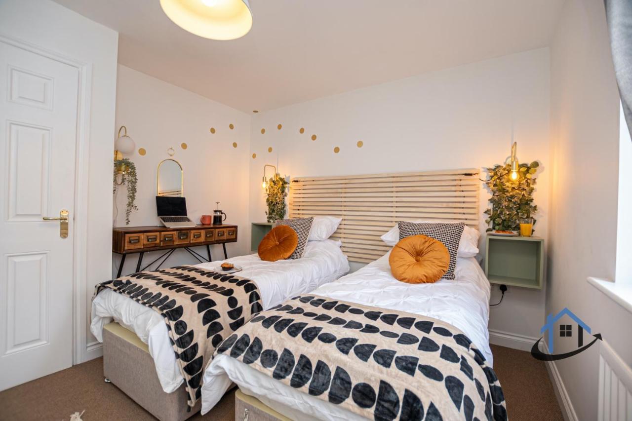 Ironside House, Thrapston King Or Twin Beds, Free Parking, Workspace, Corporates, Sleeps 8 Exterior foto