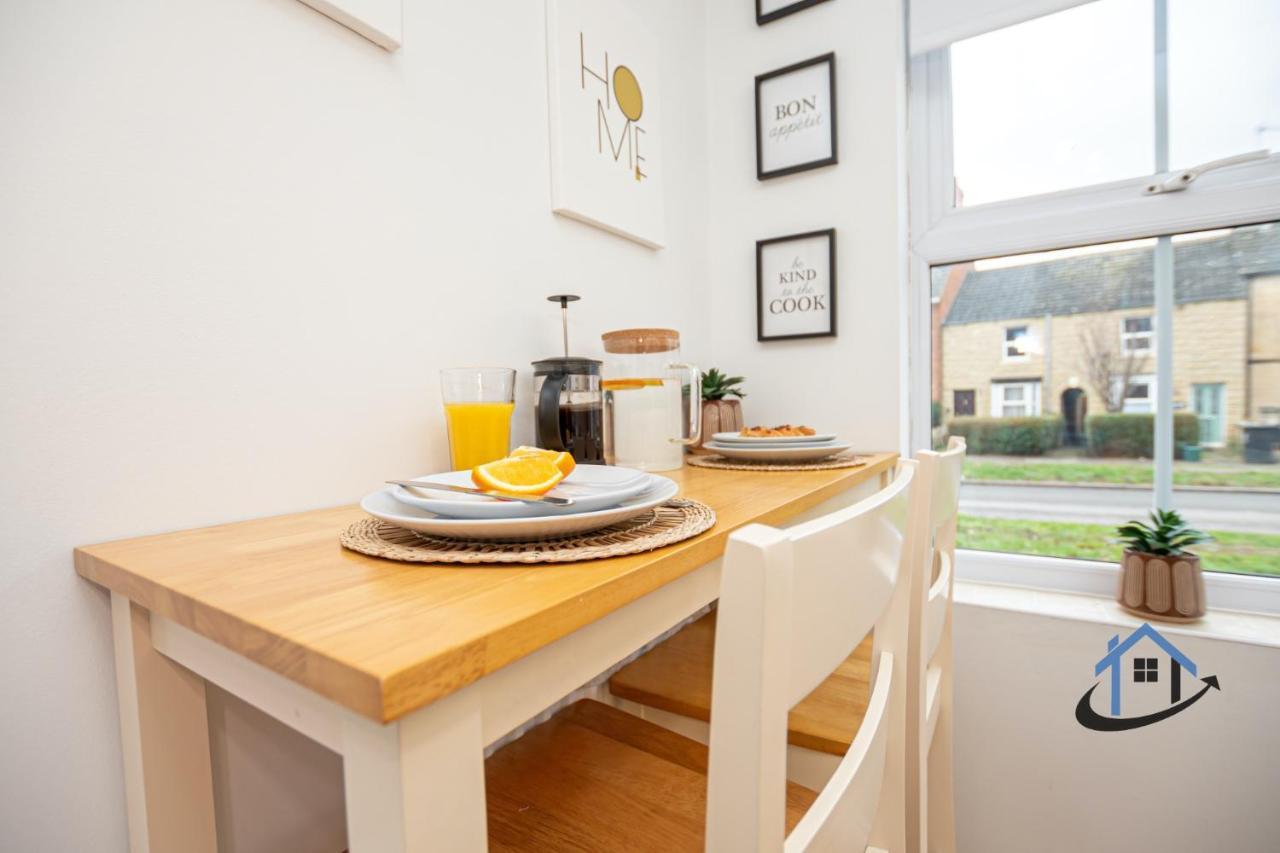 Ironside House, Thrapston King Or Twin Beds, Free Parking, Workspace, Corporates, Sleeps 8 Exterior foto